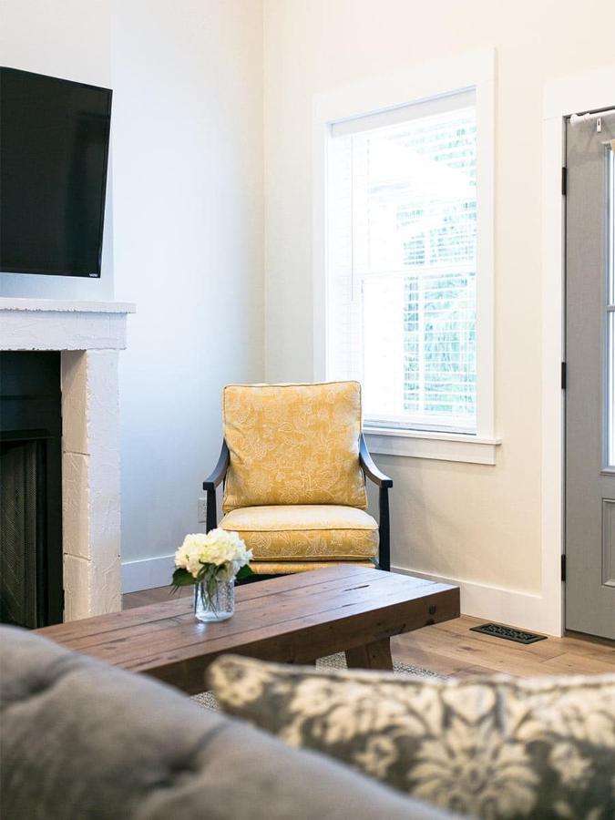 Farmhouse Suites By Amish Country Lodging Millersburg Esterno foto